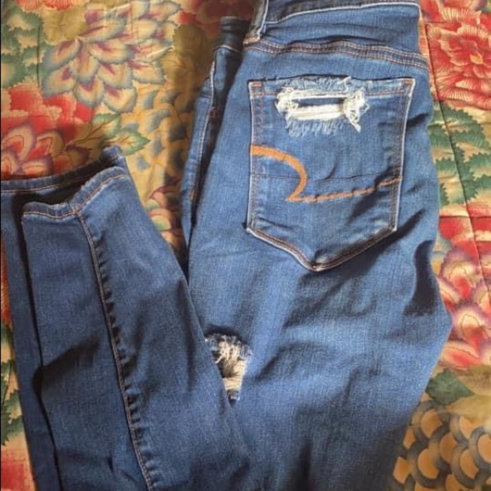 American Eagle Skinny Jeans size 4